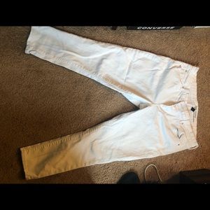 Women’s white gap jeans